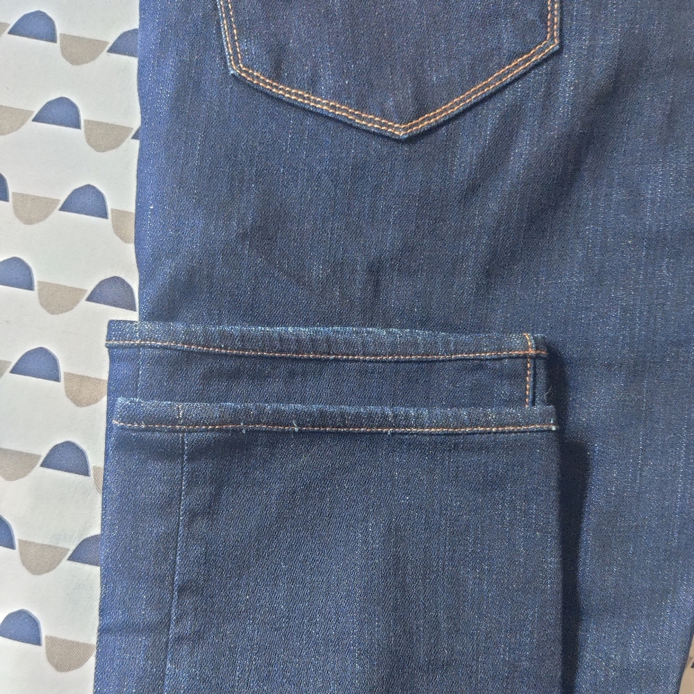 Women's jeans